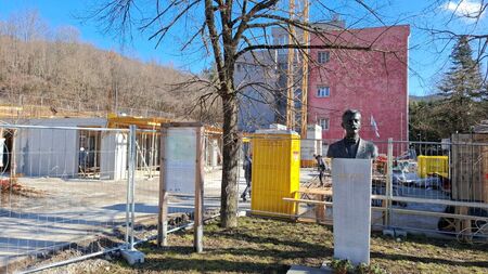 Gradnja prizidka šole in telovadnice je v polnem teku  (3)